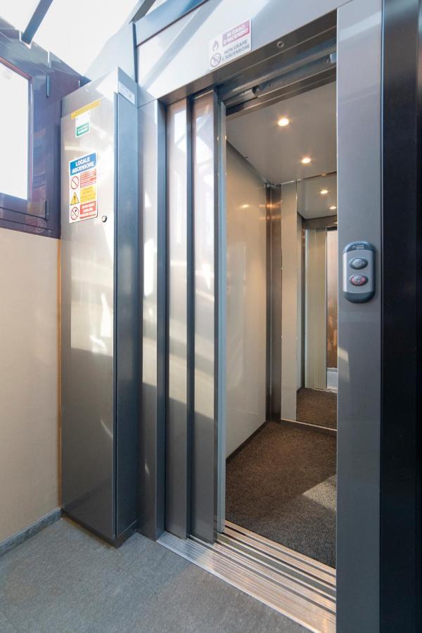 To-Housing3, Luce E Relax Al Centro Di Torino Apartman Kültér fotó